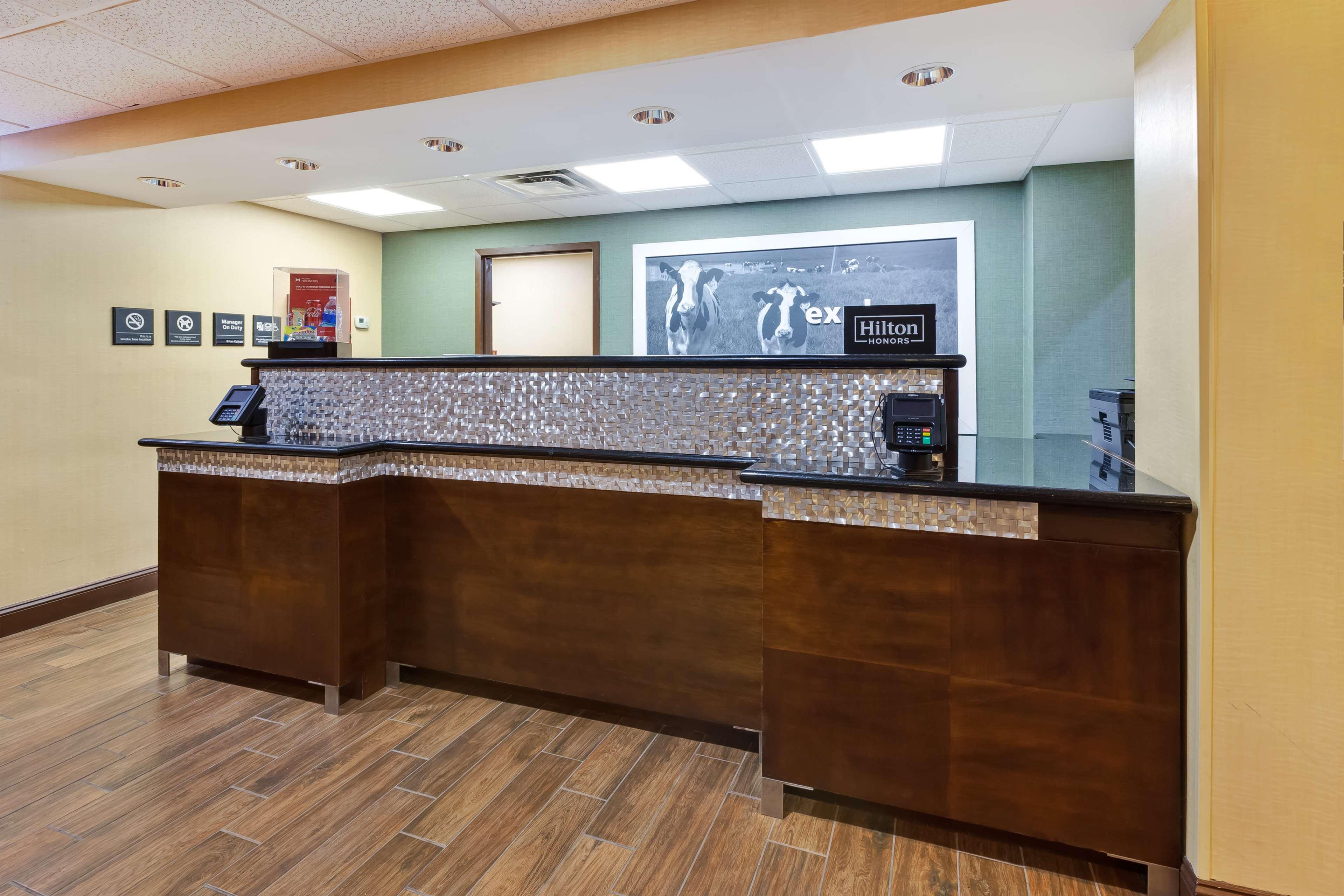 Hebron Hampton Inn Cincinnati Airport-North מראה חיצוני תמונה