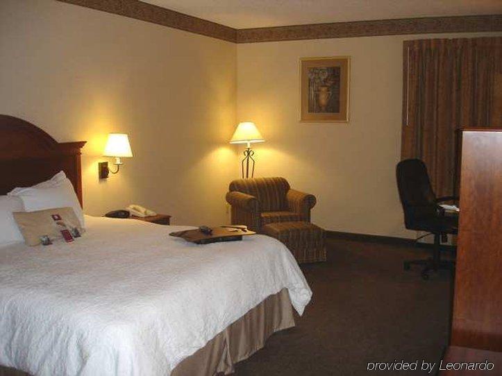 Hebron Hampton Inn Cincinnati Airport-North חדר תמונה